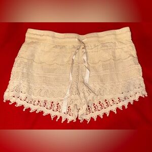 No Boundaries Cream Crochet Shorts, size  XL